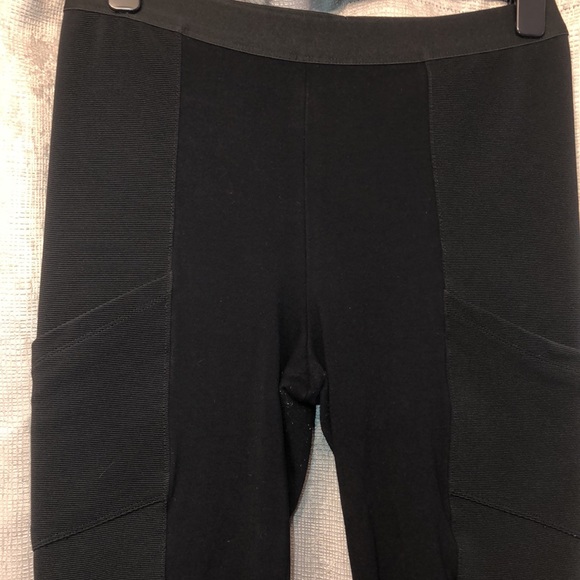 BCBGMAXAZRIA leggings - Picture 2 of 8